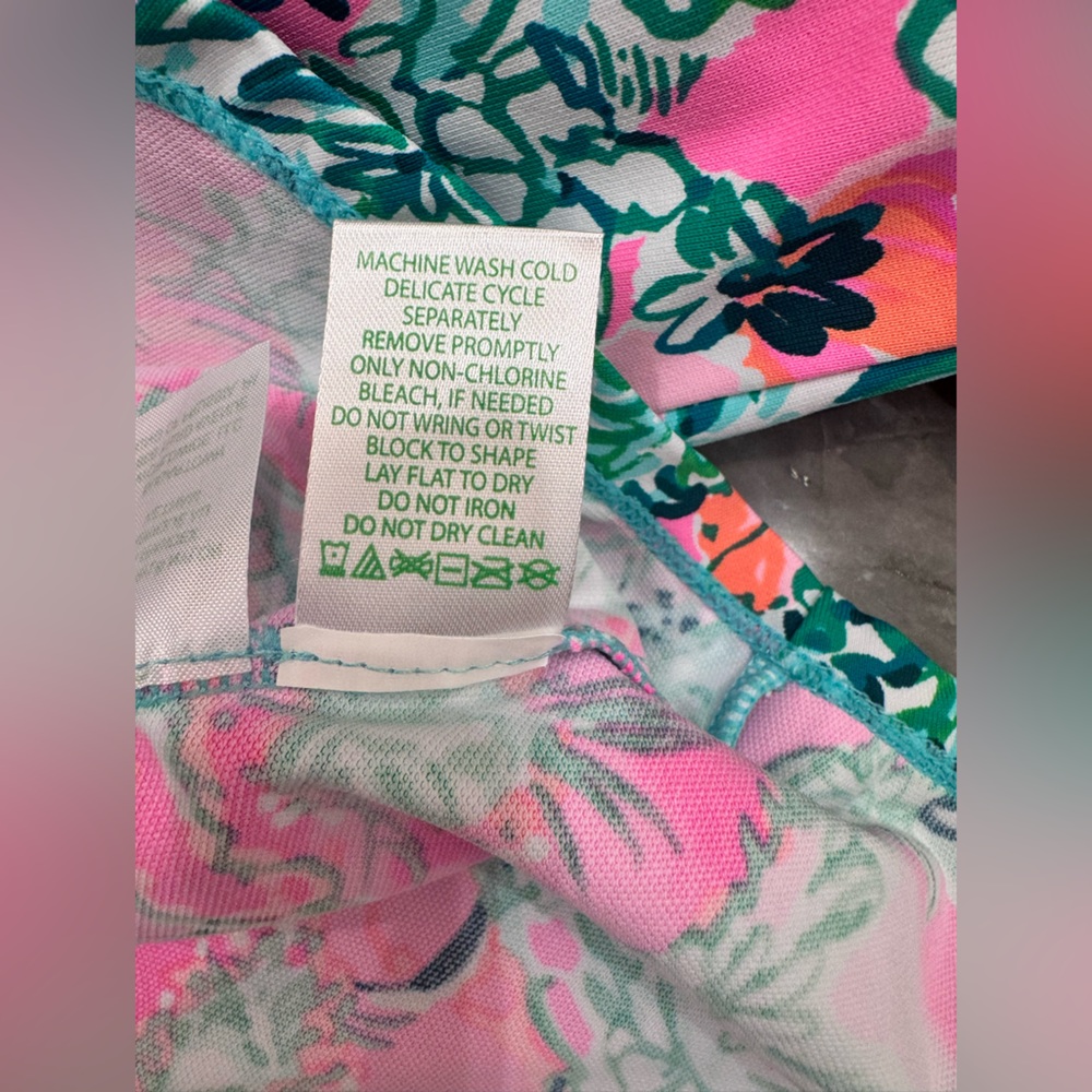 Lilly Pulitzer button down top - Picture 5 of 5